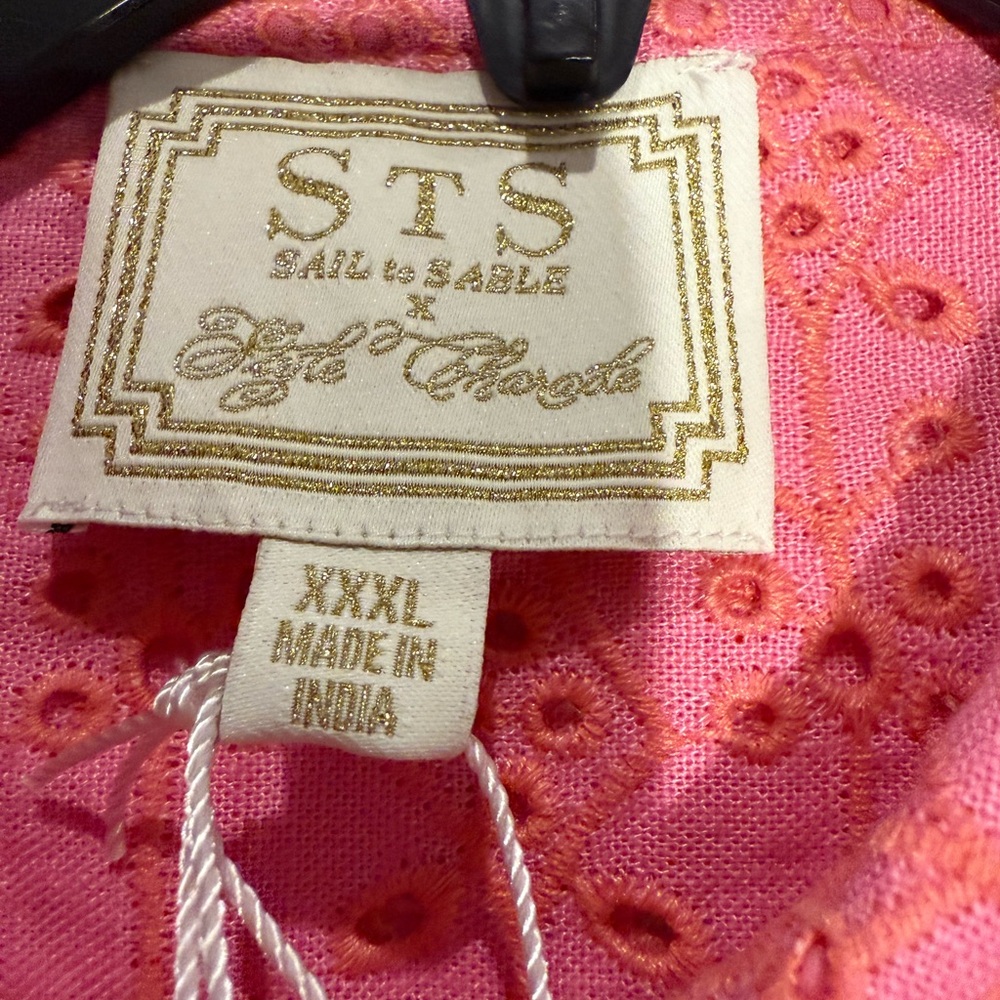 Pink Eyelet Button-Up Dress - Picture 5 of 11